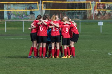 Bild 10 - C-Juniorinnen Kieler MTV -  MTSV POlympia Neumuenster : Ergebnis: 1:0